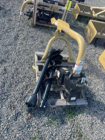 LANDPRIDE PD 15 Post Hole Digger with 9” Pengo Auger.jpg