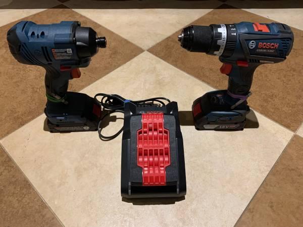 BOSCH 18V DRILL AND IMPACT DRIVER WITH TWO 2AH, CORE 4.0AH BATTERIES.jpg