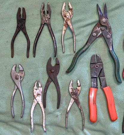 LOT of pliers, wire cutters, vice grips, tin snips, ....jpg