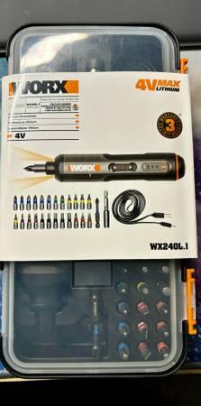 WORX 4Volt Max Lithium-Ion Cordless Rechargeable Screwdriver Kit.jpg