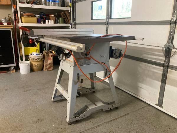 Table saw, thickness planner, dust collector, wood lathe.jpg